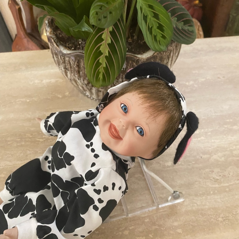 Adorable Cow Print Baby Doll Kathy Hfippensteel signed and numbered baby boy